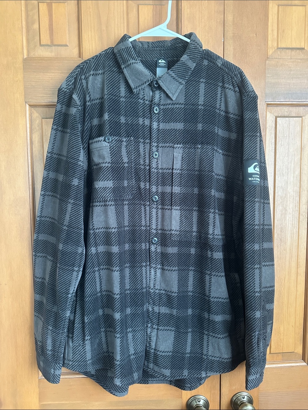 Quiksilver Black & Gray Plaid Lightweight Fleece Shirt Jacket Waterman